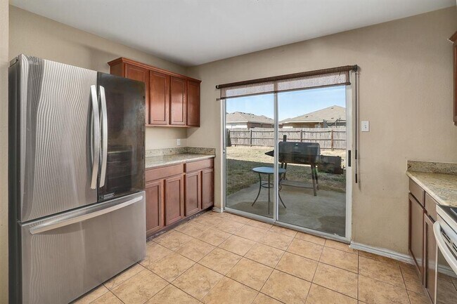 Building Photo - 120 Mallard Ln