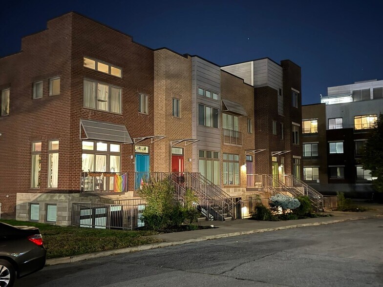 Building Photo - 413 Hancock Green Pl