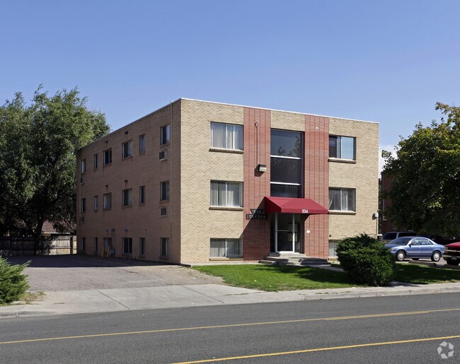 Building Photo - 534 Dayton St