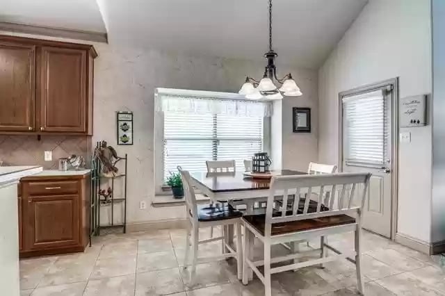 Building Photo - 4401 Cannock Dr