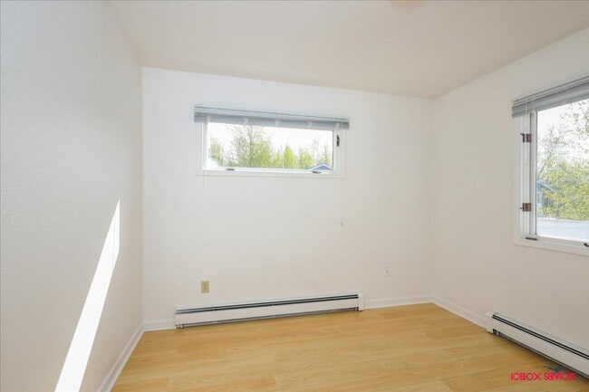 Building Photo - 2BD | 2BA Nestled on a Cul-De-Sac