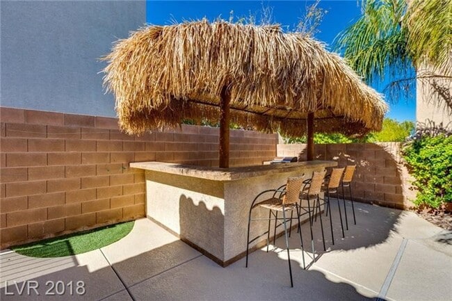 Building Photo - Gorgeous Cul-De-Sac Home with Casita, Pool & Spa!