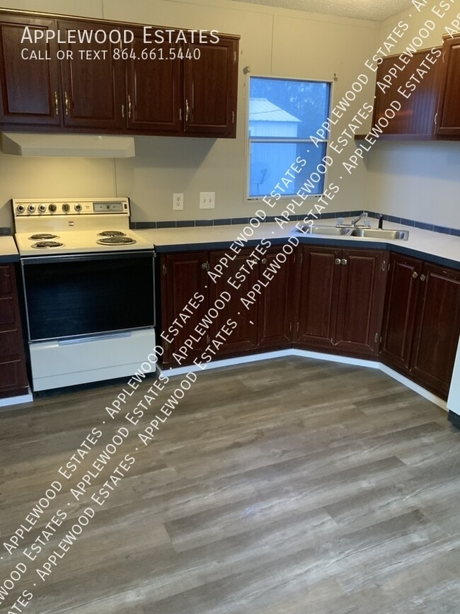 Building Photo - 253 Pebble Rock Cir