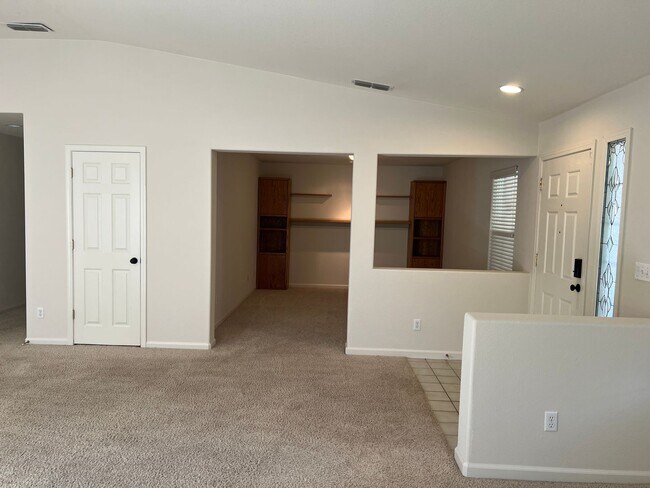 Building Photo - 4501 Waitsfield Cir