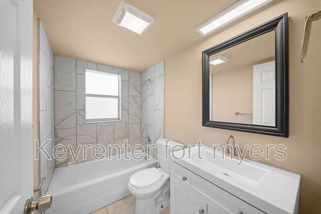Building Photo - 13405 Pine Needle Ln