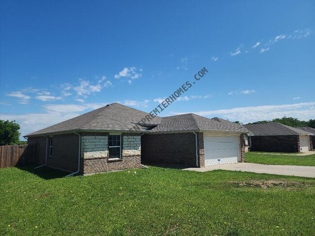 Building Photo - 4225 Andrea Ln