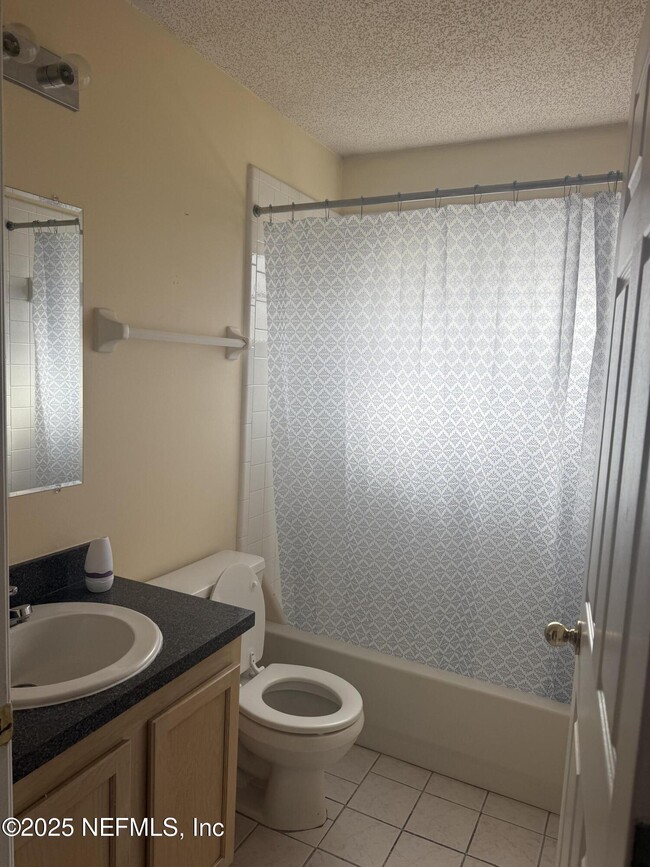 Building Photo - 7441 Carriage Side Ct