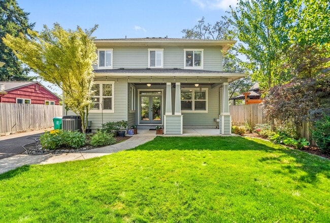 Building Photo - Spacious 4-Bedroom Dream Home – Perfect fo...