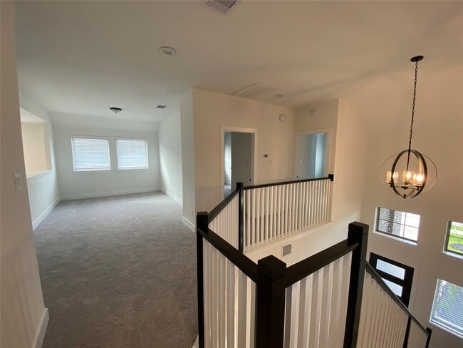 Building Photo - 31323 Balsam Hawk Ln