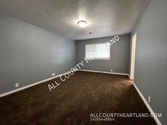 Building Photo - 6408 Galaxie Dr