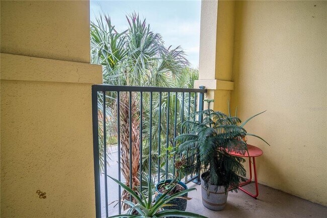 Building Photo - "Stylish 1-Bedroom Apartment with Modern A...