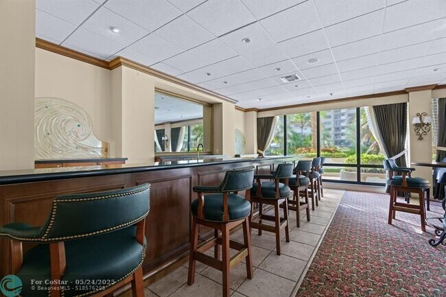 Building Photo - 5000 N Ocean Blvd