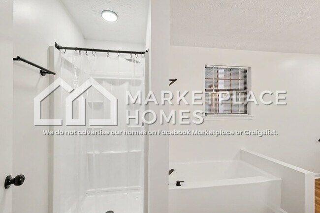 Building Photo - 4503 Dogwood Farms Dr