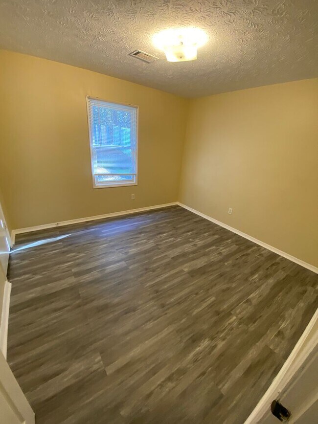 Building Photo - **ON HOLD**Total Electric 3 Bedroom / 2 Bathroom Home for Rent in East Columbus, GA***