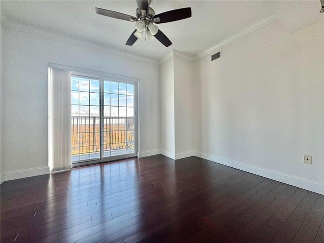 Building Photo - 195 14th St NE