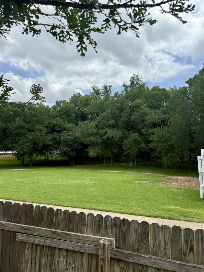 Building Photo - 3504 Banda Ln