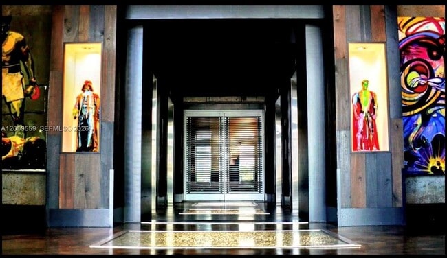 Building Photo - 690 SW 1st Ct