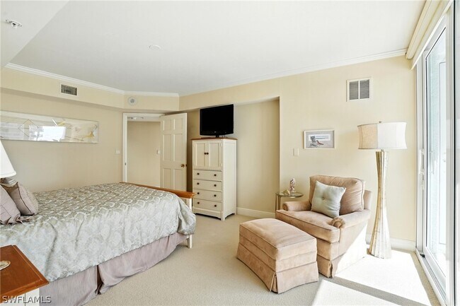 Building Photo - 20 Seagate Dr