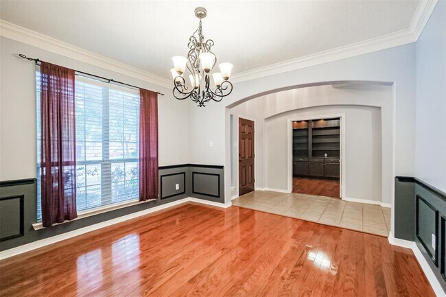 Building Photo - 24506 Screech Owl Ct
