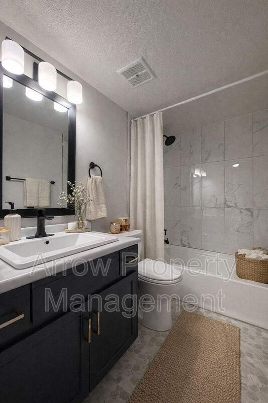 Building Photo - 3629 N 60th St