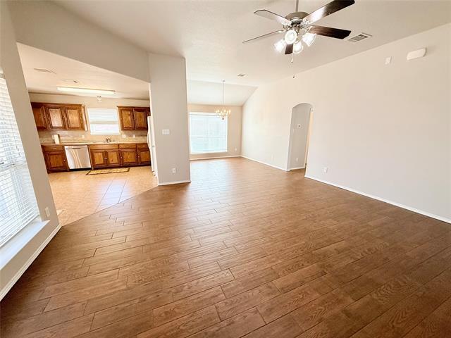 Building Photo - 329 Hacienda Dr