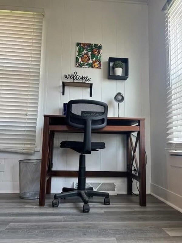 Building Photo - 1205 N Park Ave