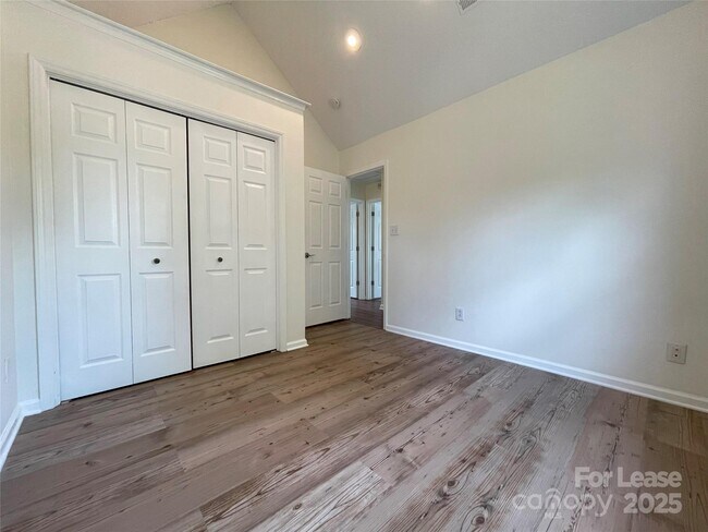 Building Photo - 8509 Netherfield Ct