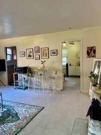 Building Photo - Inviting 1 bedroom in Shadyside