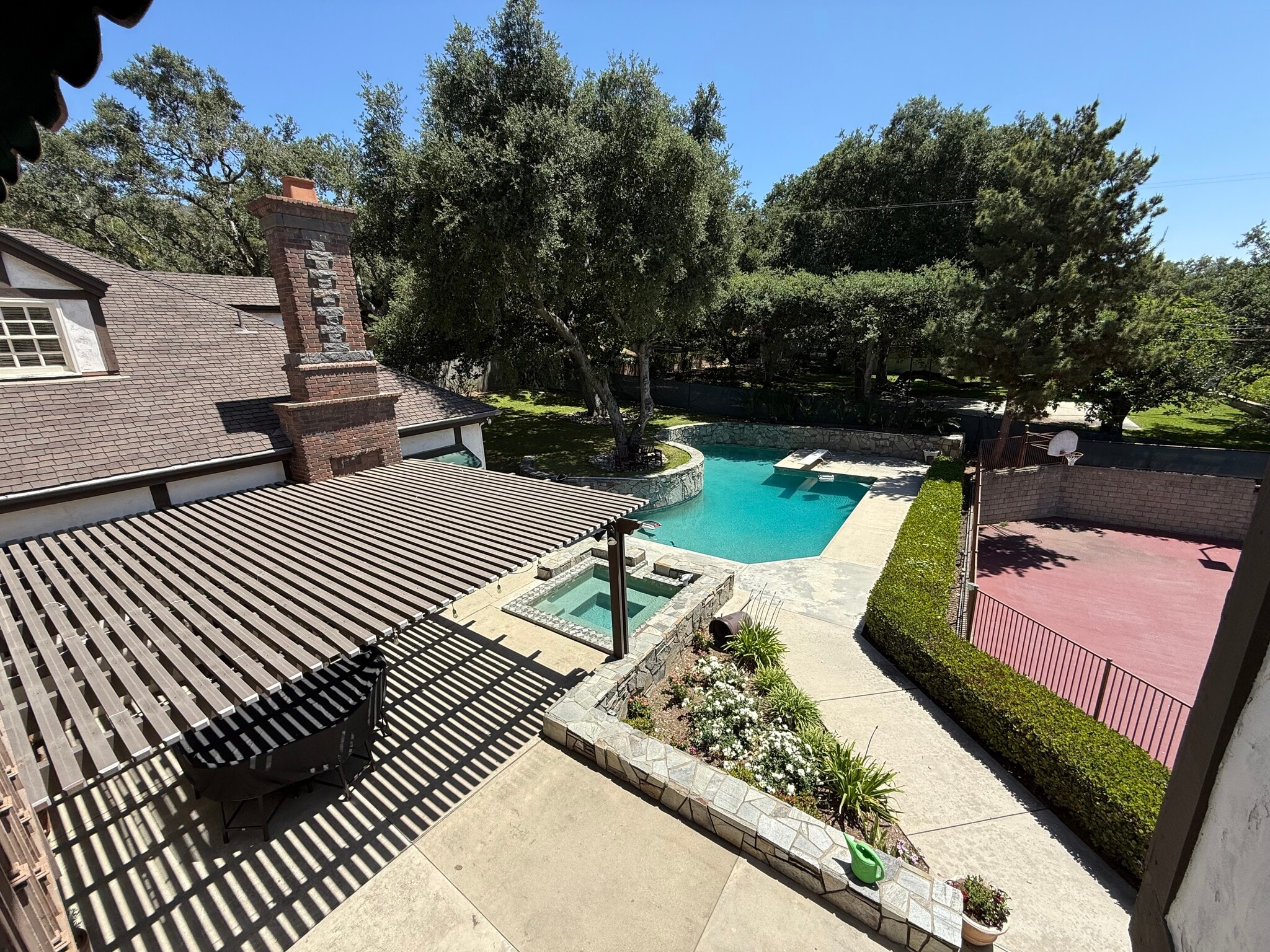 Building Photo - 533 E Sierra Madre Ave