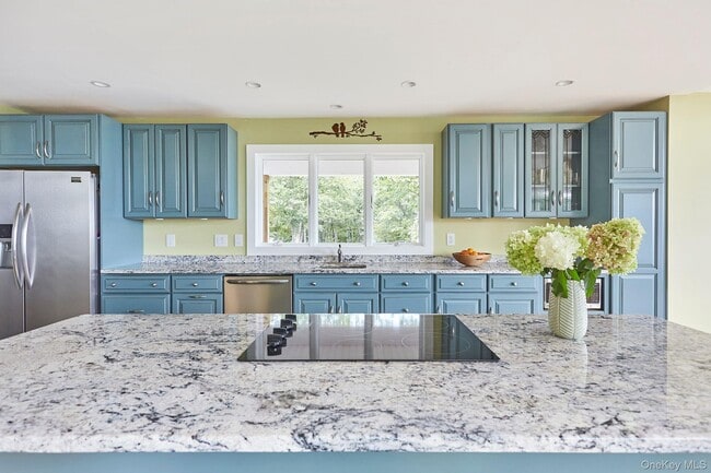 Building Photo - 21 Contentment Ln