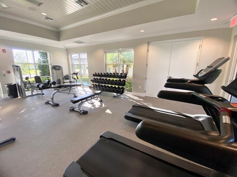 Building Photo - 7879 NW Greenbank Cir