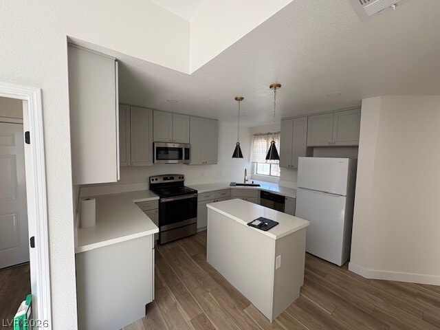 Building Photo - 6413 Morley Ave