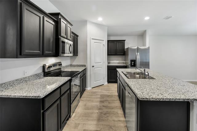 Building Photo - 757 High Summit Trl