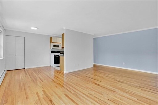 Building Photo - 272 Regency Park Dr