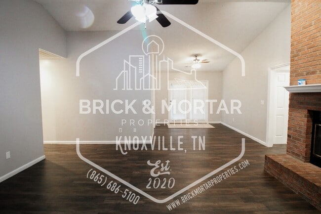 Building Photo - 1006 Davinci Ln