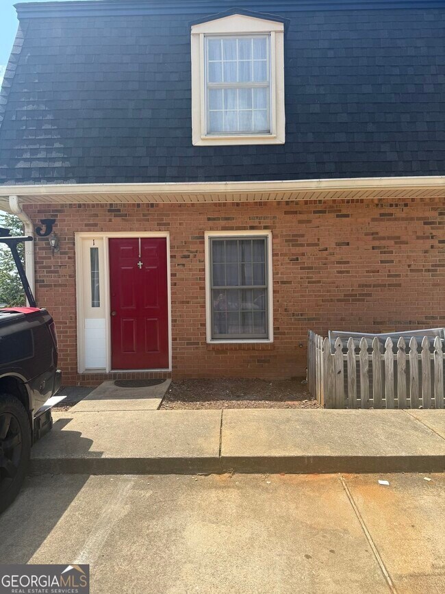 Building Photo - 3730 Old Flowery Branch Rd