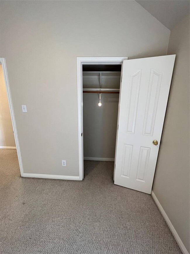 Building Photo - 2621 Sterling Panorama Ct