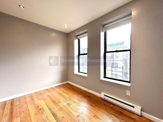Building Photo - 312 W 114th St