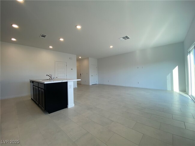 Building Photo - 9453 Riversand Ct