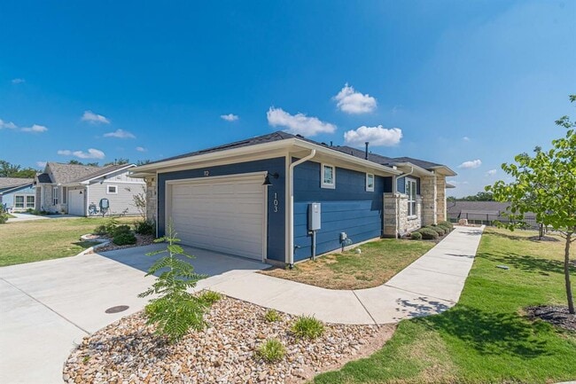 Building Photo - 112 Diving Crst Cv