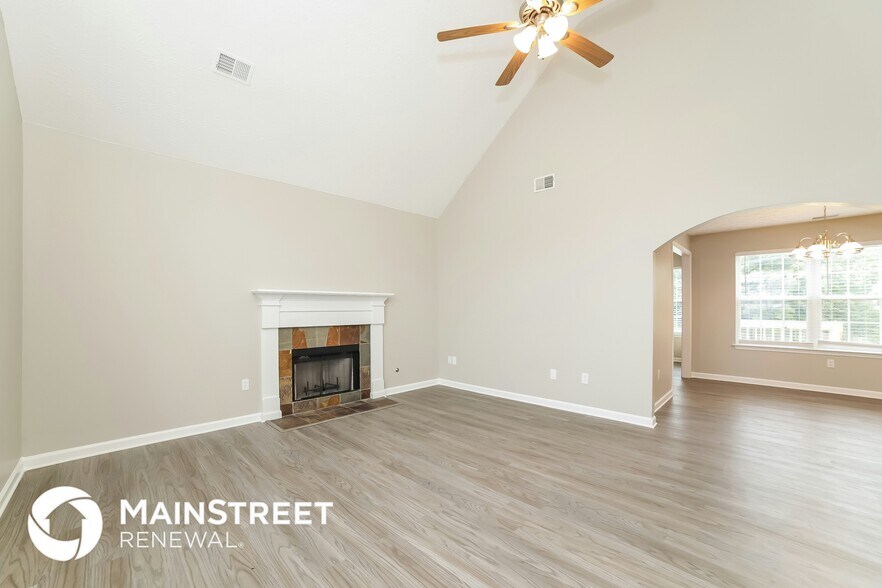 Building Photo - 164 St Ann Cir