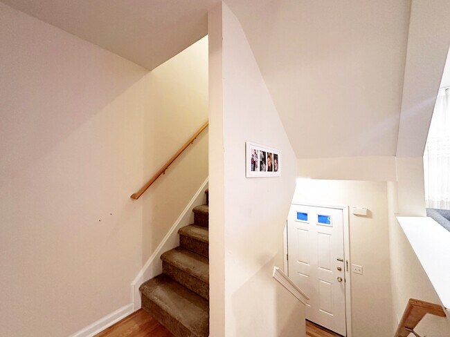 Building Photo - 15 Scuppo Rd