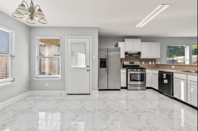 Building Photo - 11838 Sardis Lake Dr