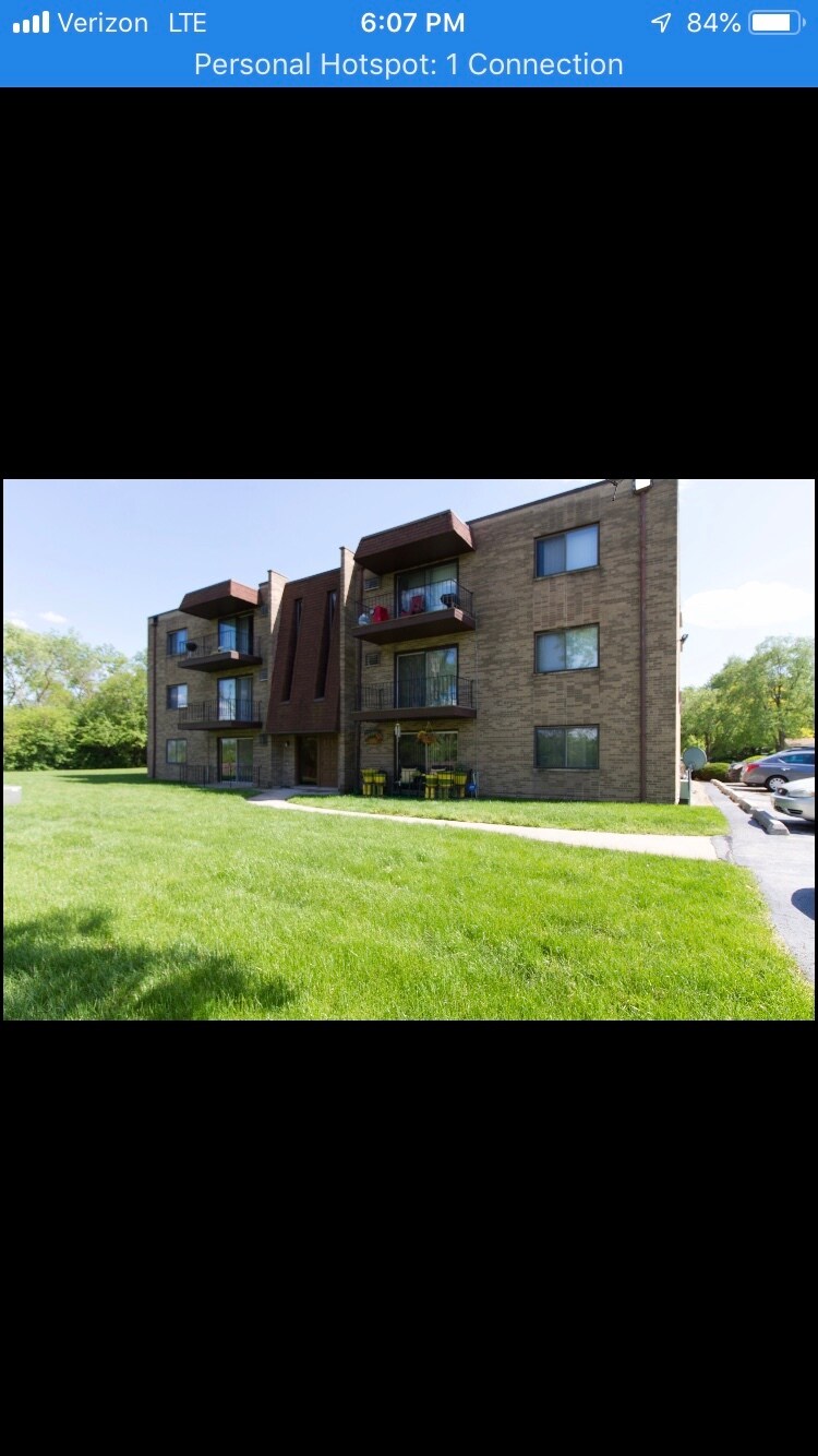 Building Photo - 647 N Carroll Pky