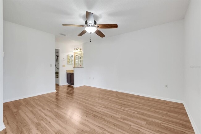Building Photo - 3112 S Semoran Blvd