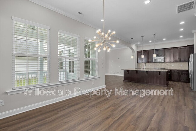 Building Photo - 4107 Bluff Oak Dr