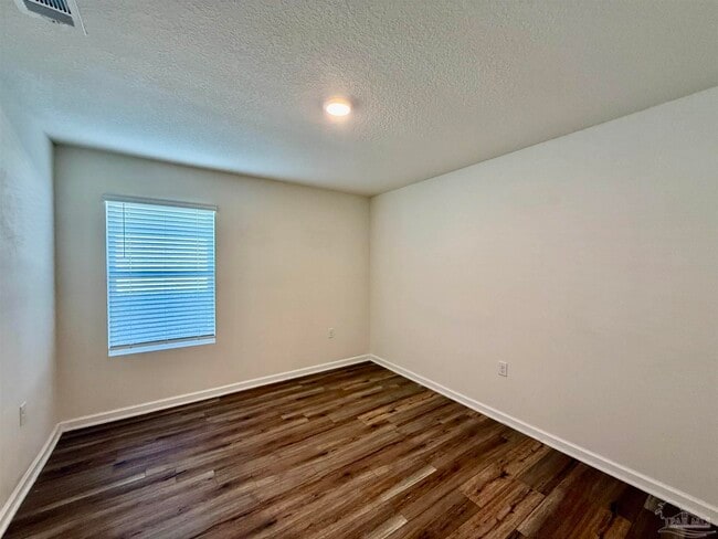 Building Photo - 6420 Churchill Cir