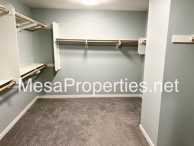 Building Photo - 1046 Newberry Ln