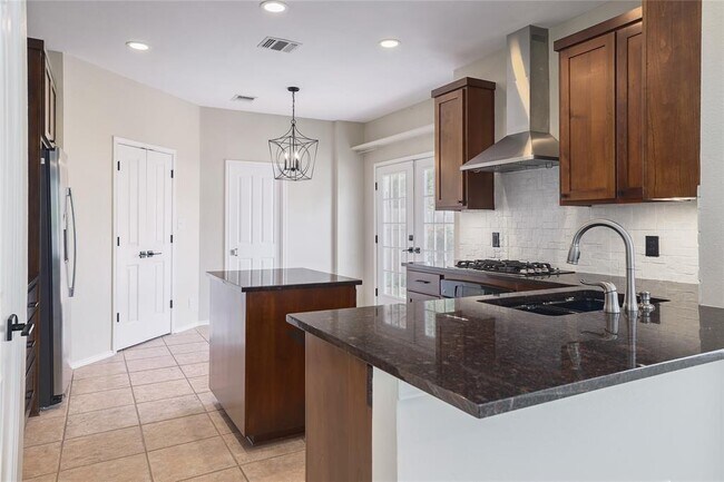 Building Photo - 12520 Sir Christophers Cove