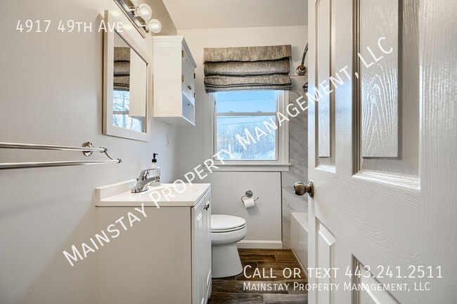 Building Photo - 4917 49th Ave